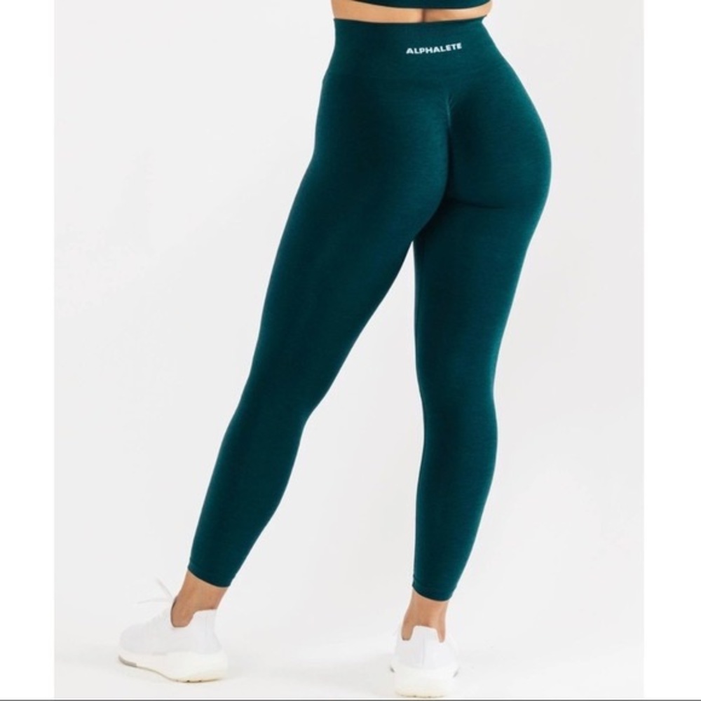 Alphalete Amplify Legging
